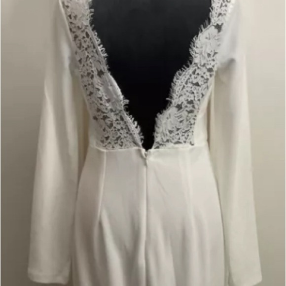 Lulus White Long Sleeve Lace V back Wedding dress Sz Small #343 - Picture 6 of 10